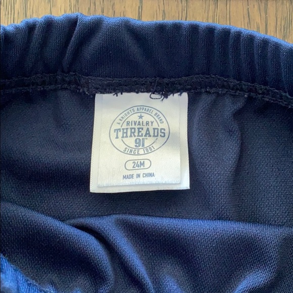 UofM 24m cheerleader outfit - Picture 2 of 4